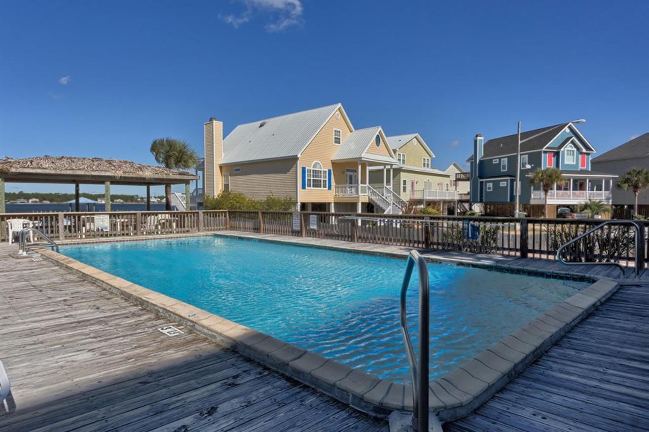 Lagoon Landing Holiday home *