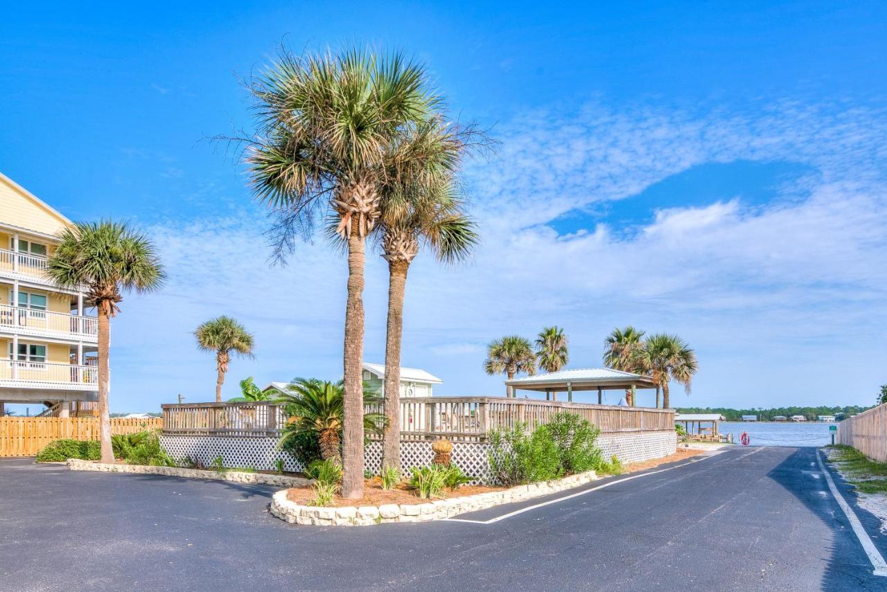 Apartment Lagoon Landing 305
