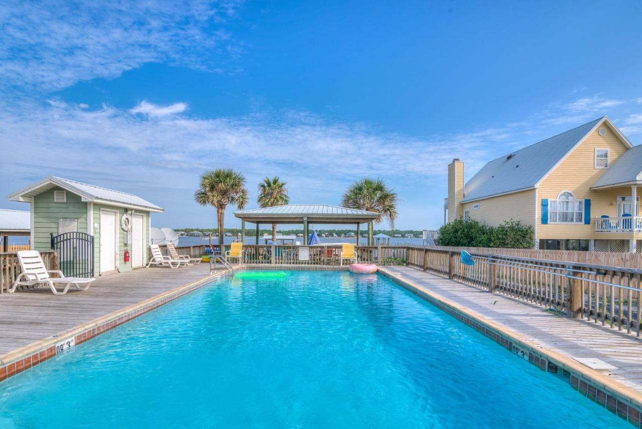 Apartment Lagoon Landing 305 *