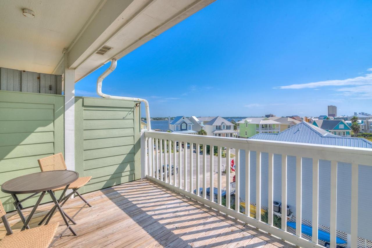Apartment Lagoon Landing 305 *