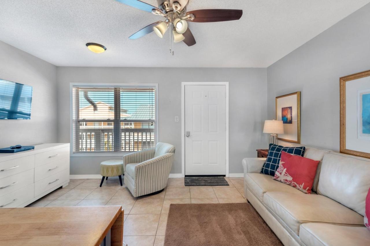 Apartment Lagoon Landing 305 *