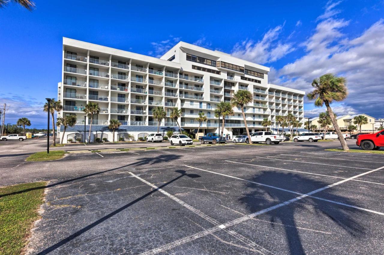 With Pool And Private Access! Gulf Shores