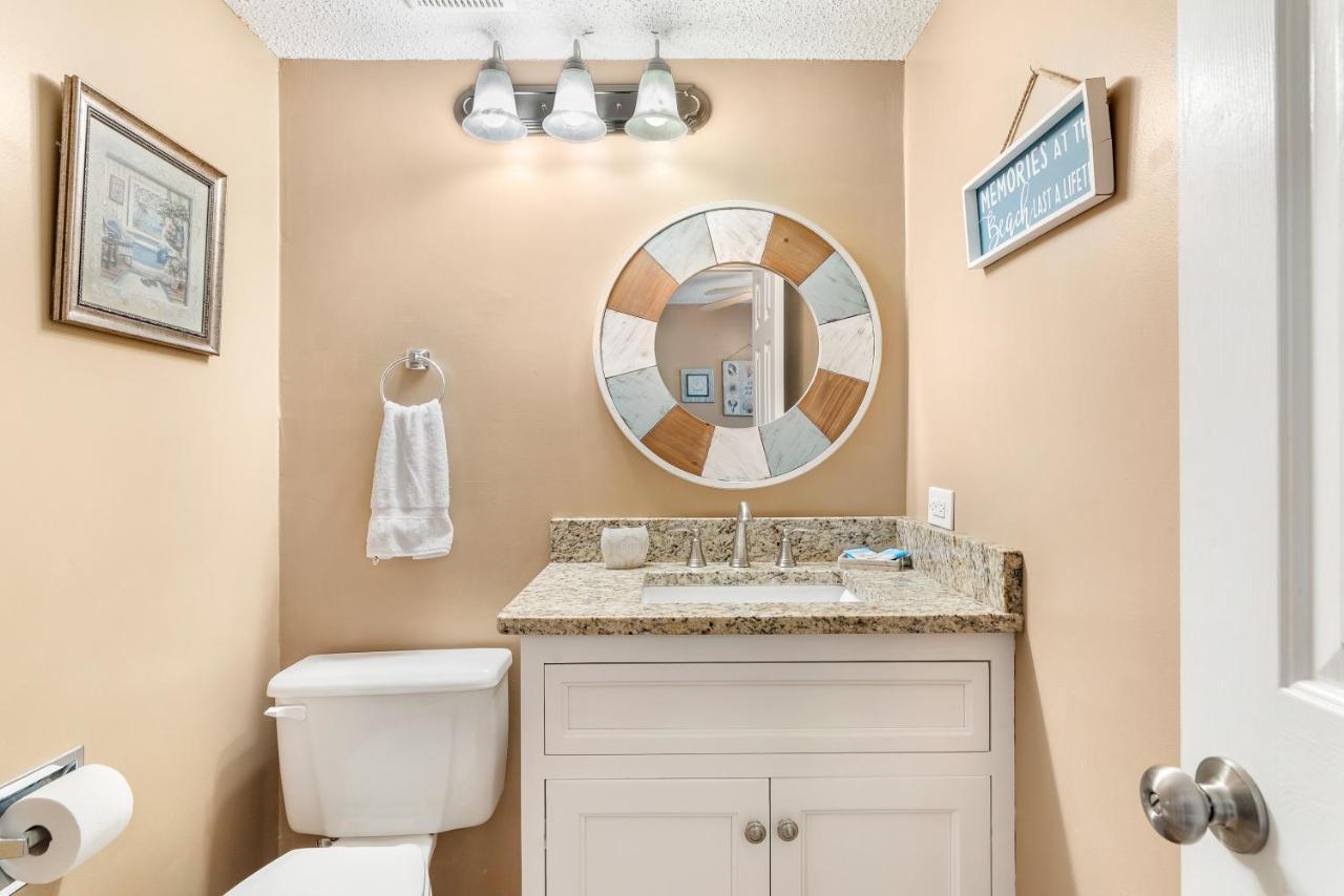 Ocean Unit 1805 Apartment