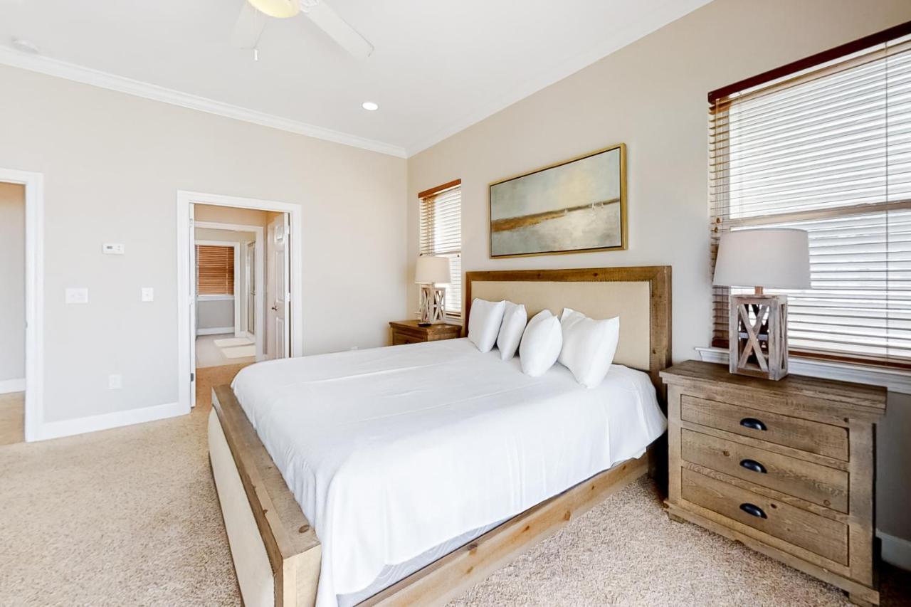 Windswept By Meyer Vacation Holiday home