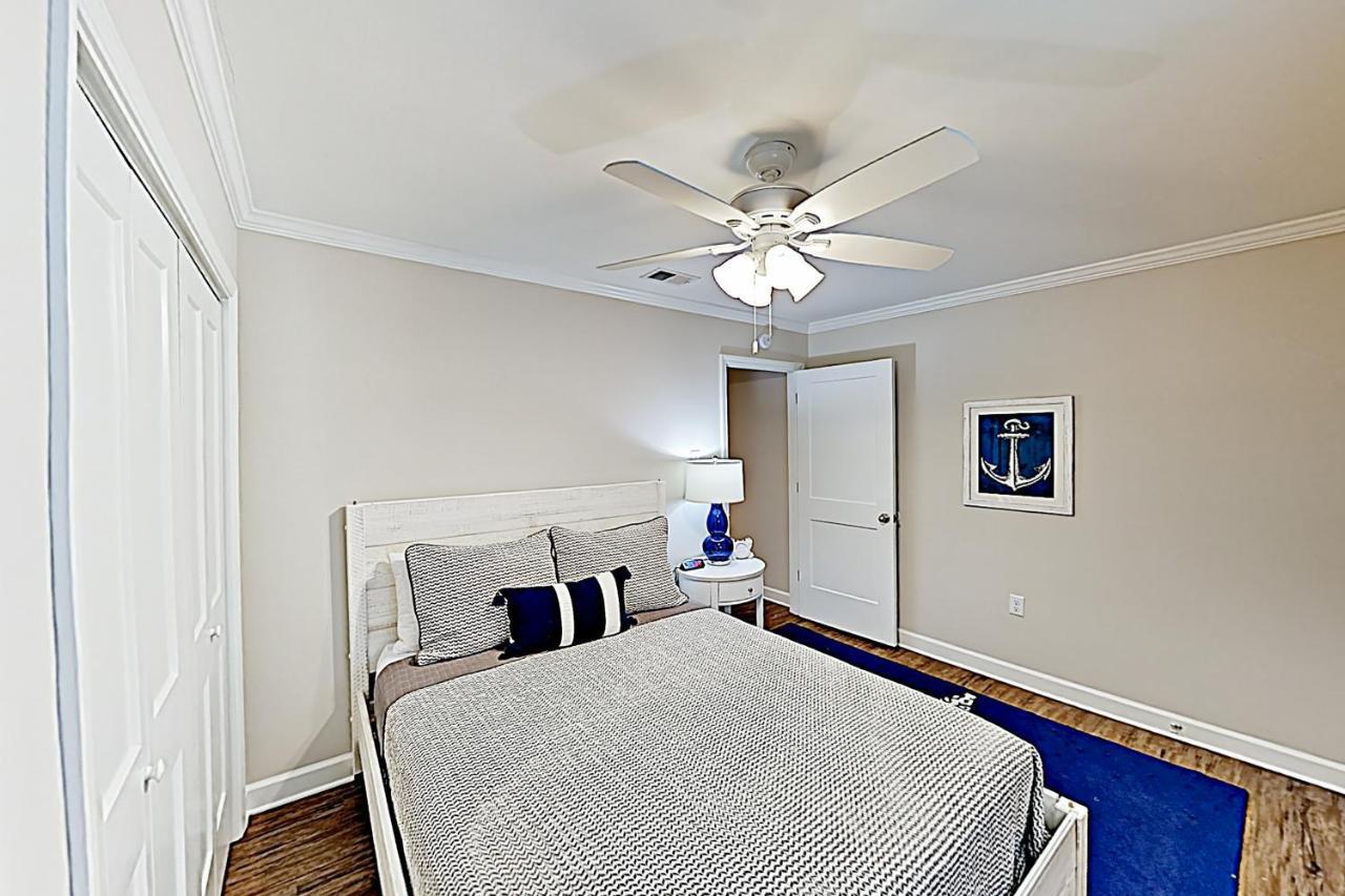The & Surf House A & B Holiday home *