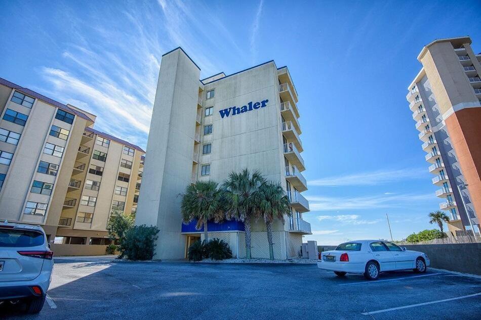 Whaler 3b *