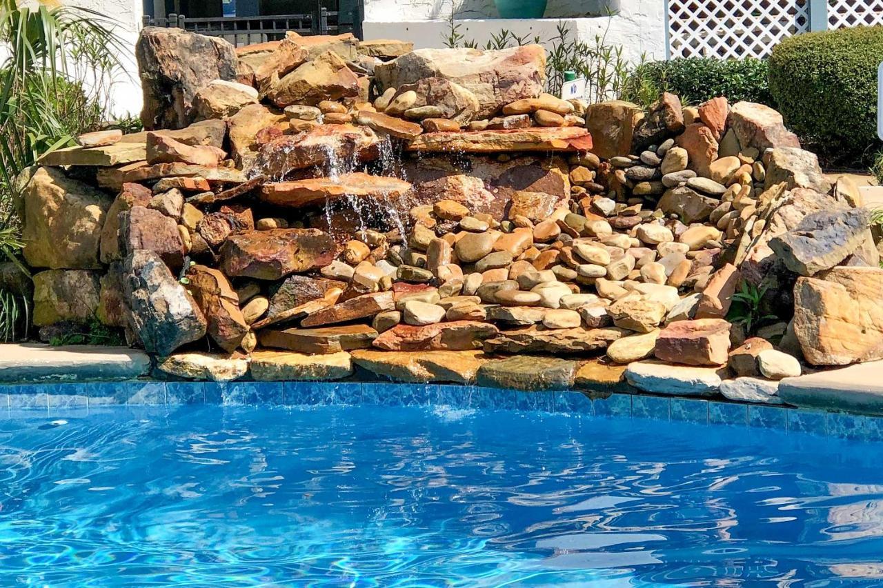 Retreat With Private Access! Gulf Shores