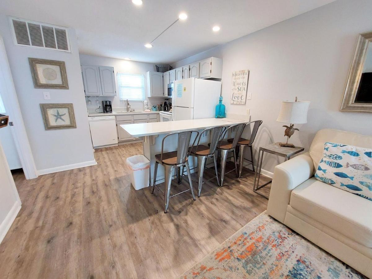 Sunrise Village 117 Apartment