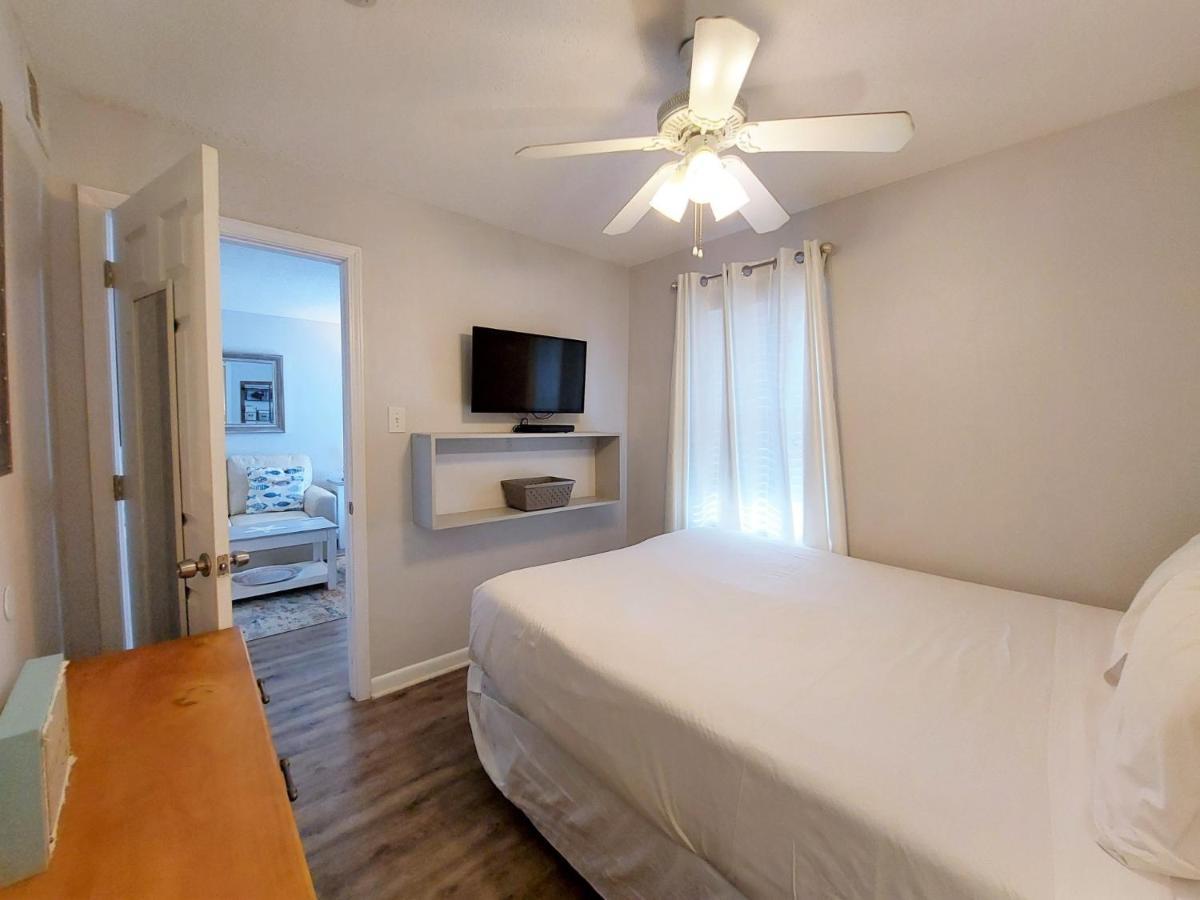Sunrise Village 117 Apartment