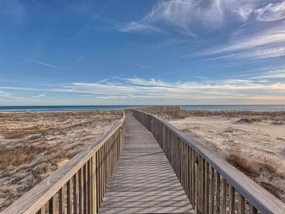 Apartment Bristol 405-beachfront With Breathtaking Views *