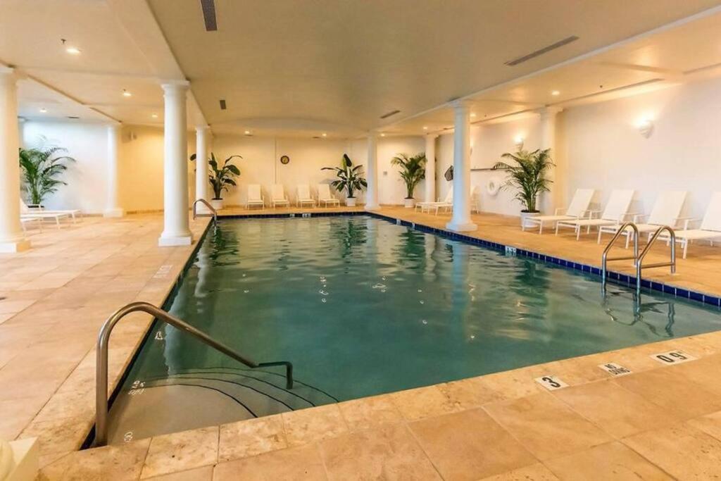 Doral 103 - Charming Beachfront / Ground Floor Condo! * Gulf Shores