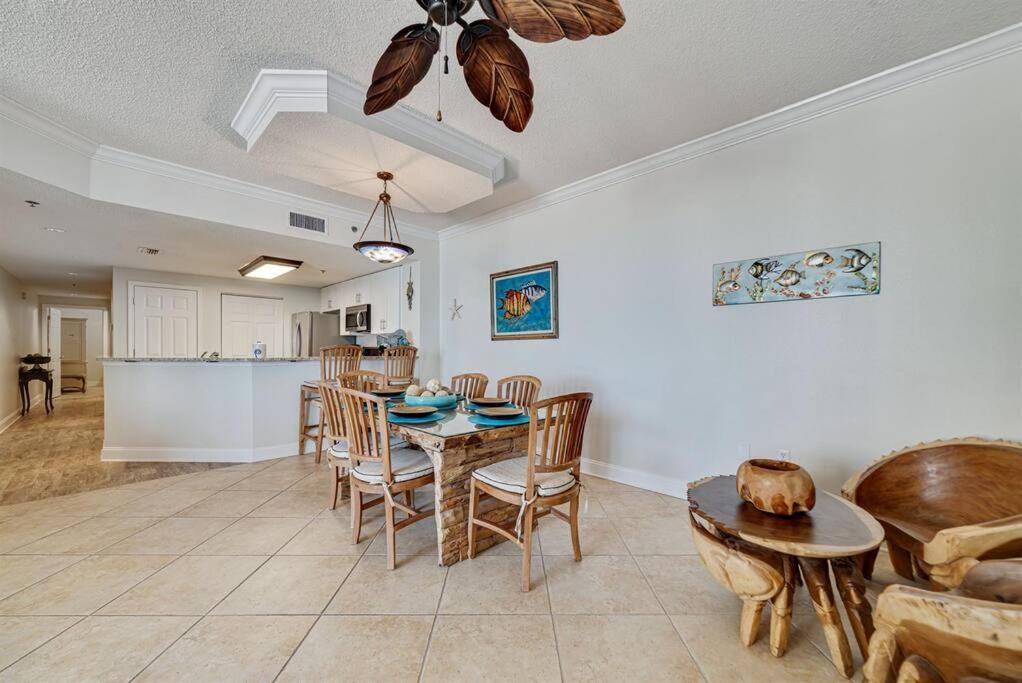 Club A1502 - Adorable Beachfront Corner Unit W/ Awesome Views!