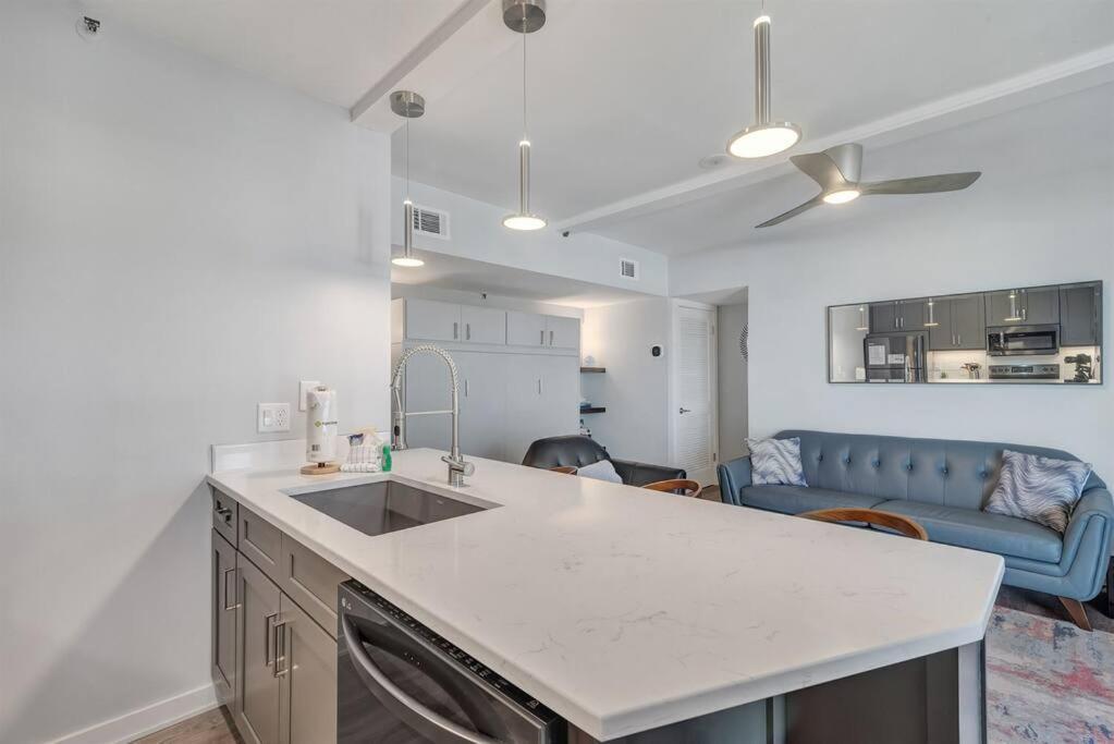Royal Gulf And Racquet Club-5615-beachfront Luxury! Near Kiva Dunes Golf Apartment Gulf Shores