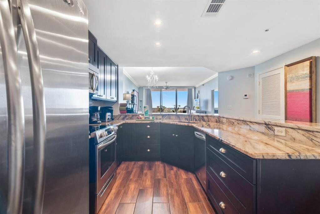 Apartment Doral 103 - Charming Beachfront / Ground Floor Condo!