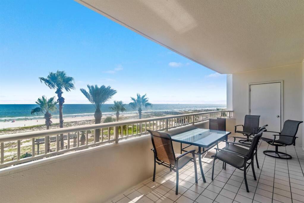Bristol 405-beachfront With Breathtaking Views *