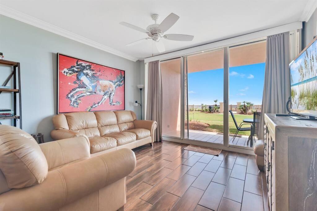 Doral 103 - Charming Beachfront / Ground Floor Condo! * Gulf Shores