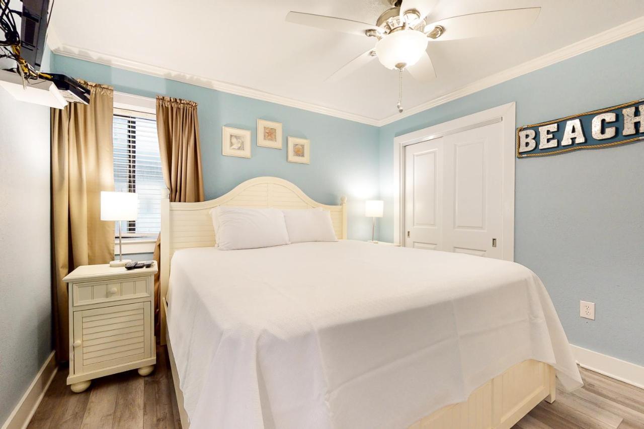 The Castaways Apartment