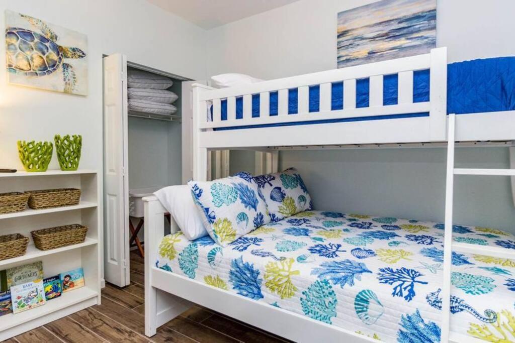 The Club B1107 ~ Luxurious Beachfront Condo! * Gulf Shores