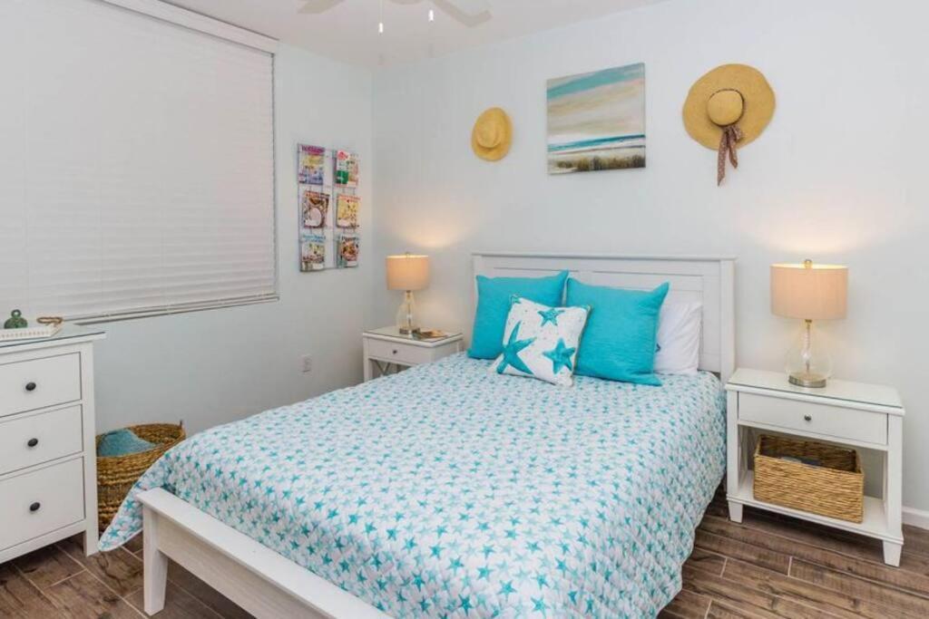 The Club B1107 ~ Luxurious Beachfront Condo! * Gulf Shores