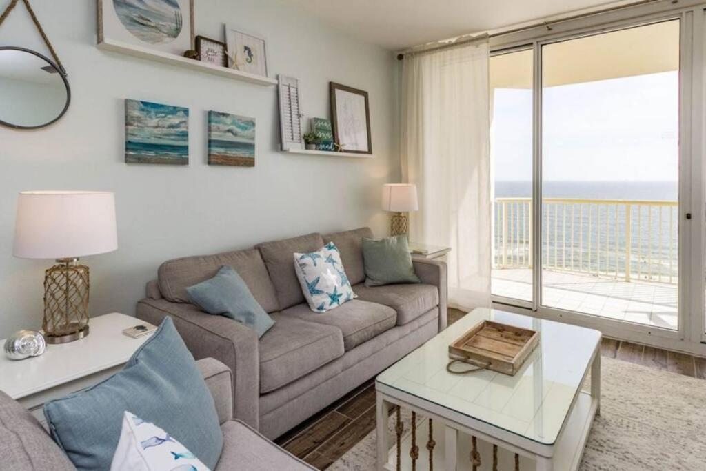 The Club B1107 ~ Luxurious Beachfront Condo! Apartment
