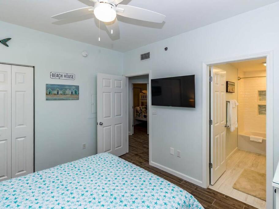 The Club B1107 ~ Luxurious Beachfront Condo! Apartment
