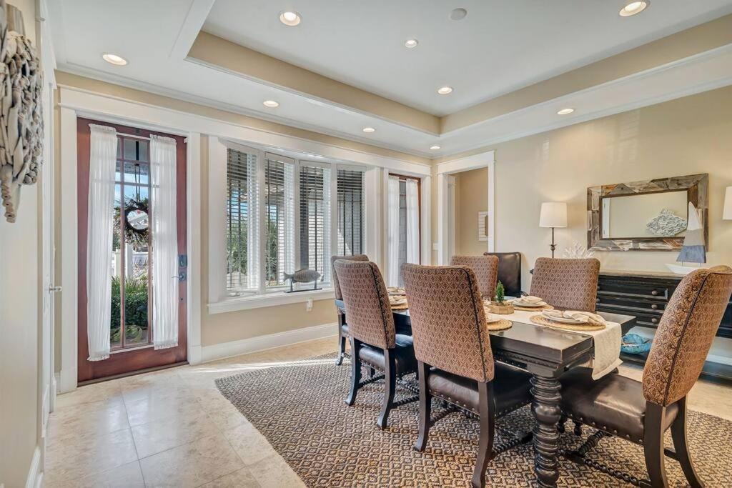Apartment Club 23 - Luxurious Private Home!