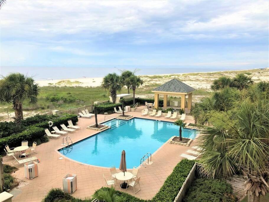 The Club Doral 306 - Spacious Beachfront Condo! Apartment Gulf Shores