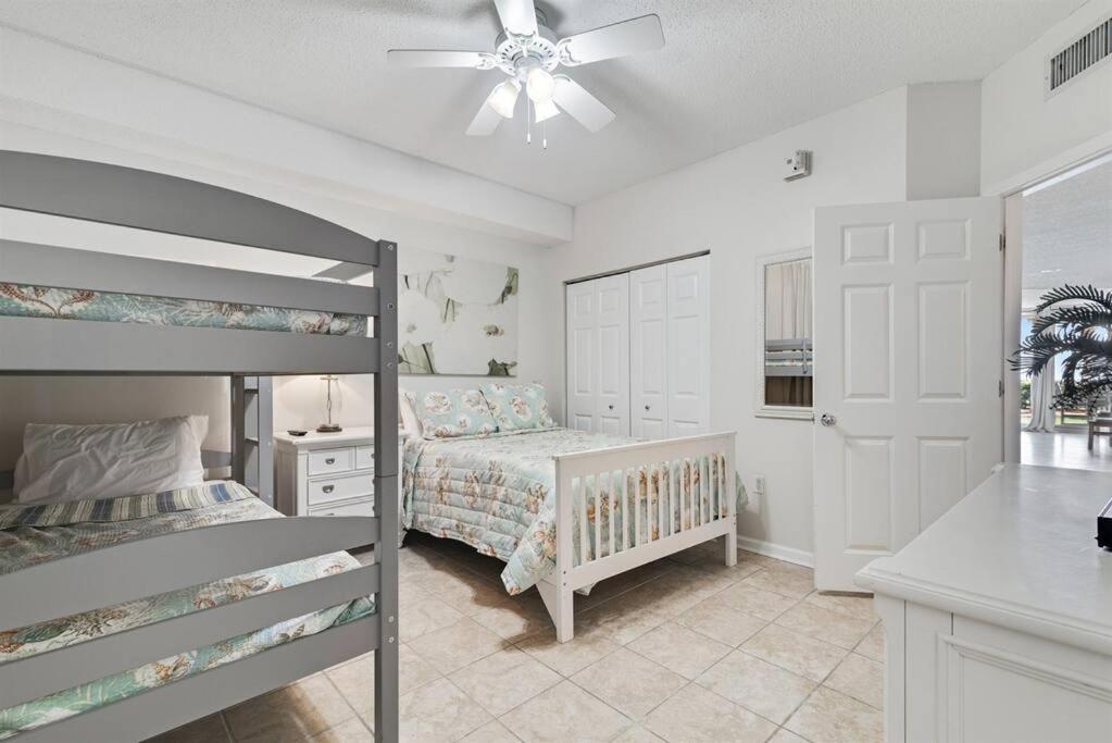 Bristol 109 - Lovely Ground Floor Beachfront Unit * Gulf Shores