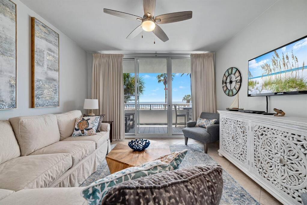 Apartment Bristol 205 - Beachfront With Breathtaking Views *