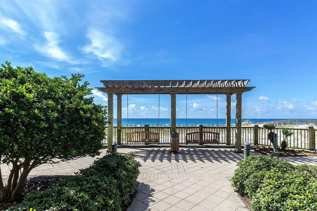 Apartment Bristol 205 - Beachfront With Breathtaking Views *