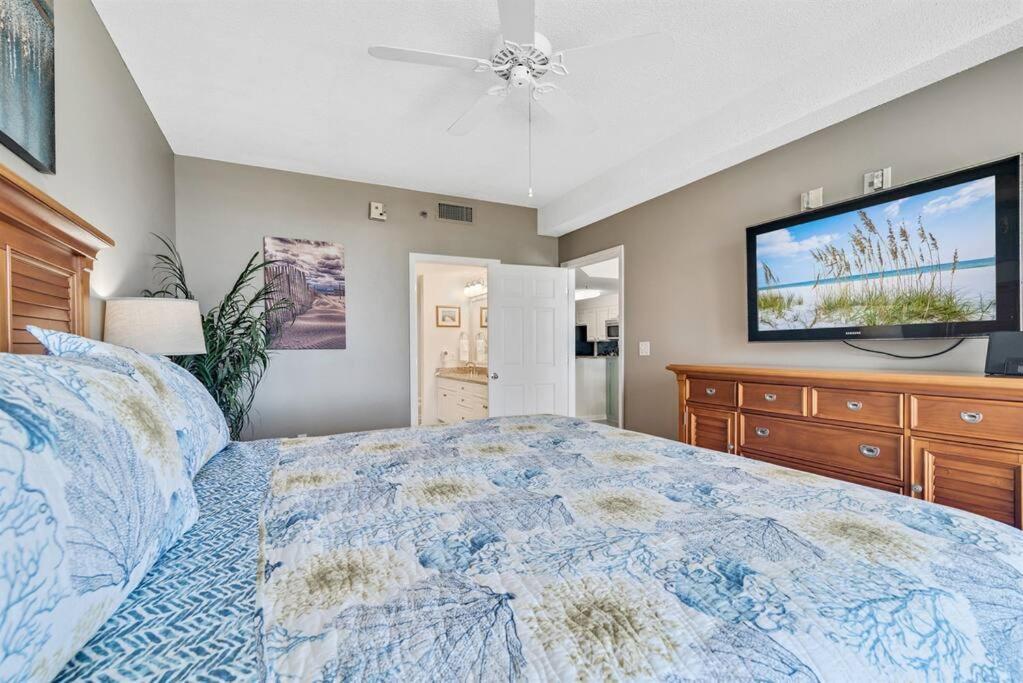 Bristol 109 - Lovely Ground Floor Beachfront Unit Apartment