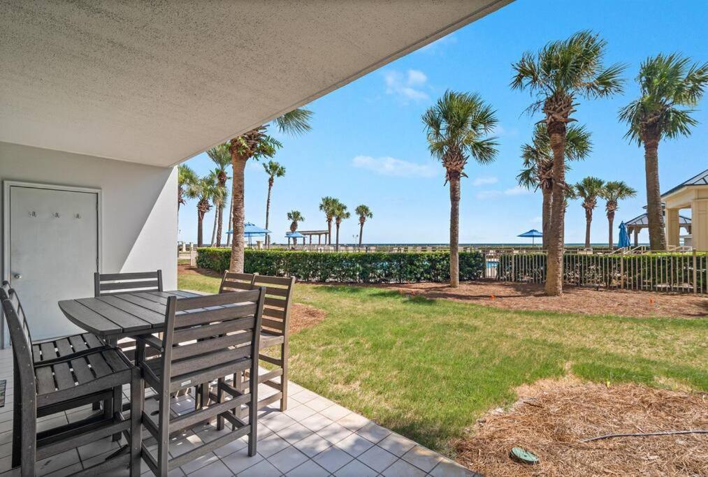 Bristol 109 - Lovely Ground Floor Beachfront Unit Gulf Shores