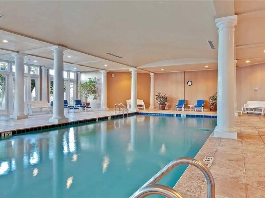 Bristol 109 - Lovely Ground Floor Beachfront Unit