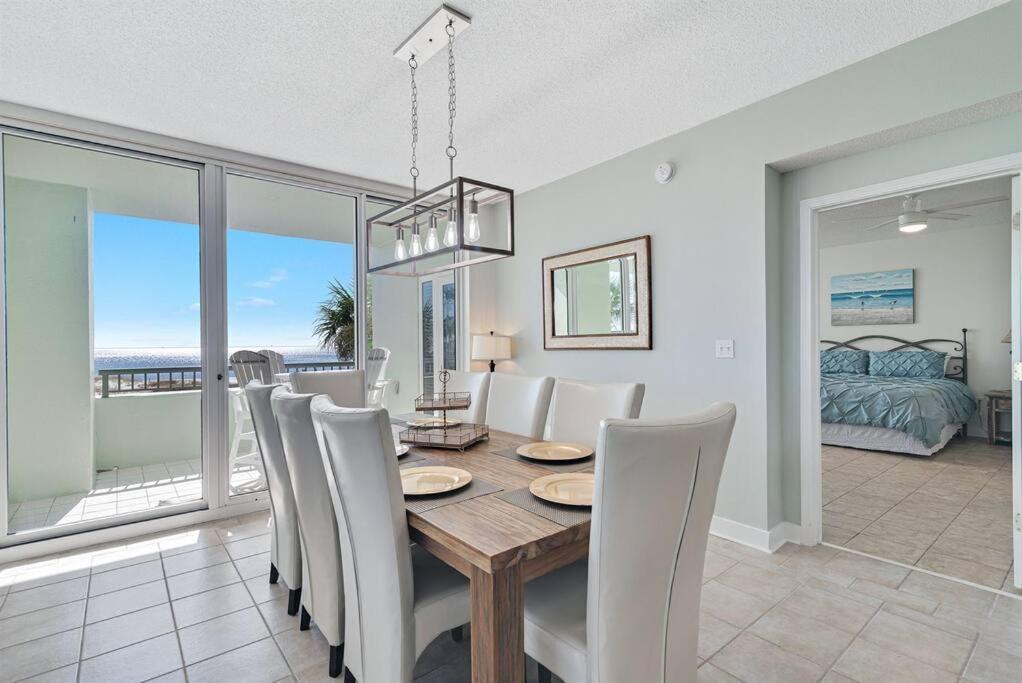 Avalon 201 - Large Beachfront Unit W/ Beautiful Ocean View! Apartment Gulf Shores