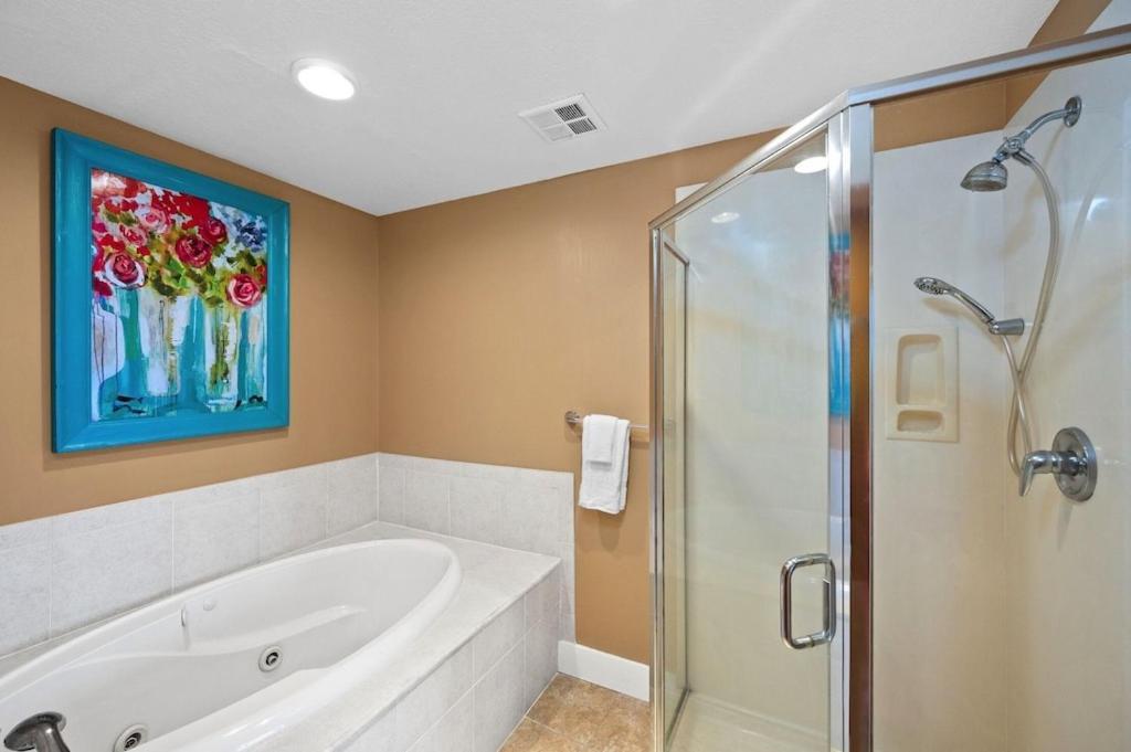 Holiday home Island Tower Unit 1403 *