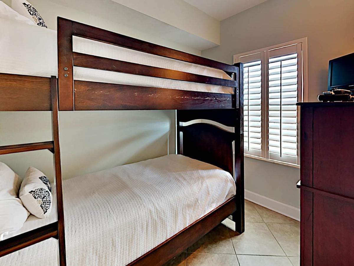 Apartment Seawind 807 *