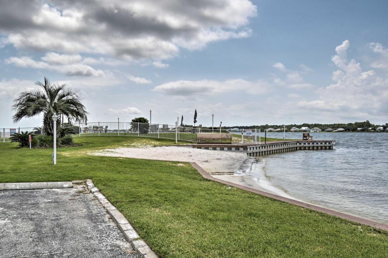 Waterfront With Patio, Pier And Pool Gulf Shores
