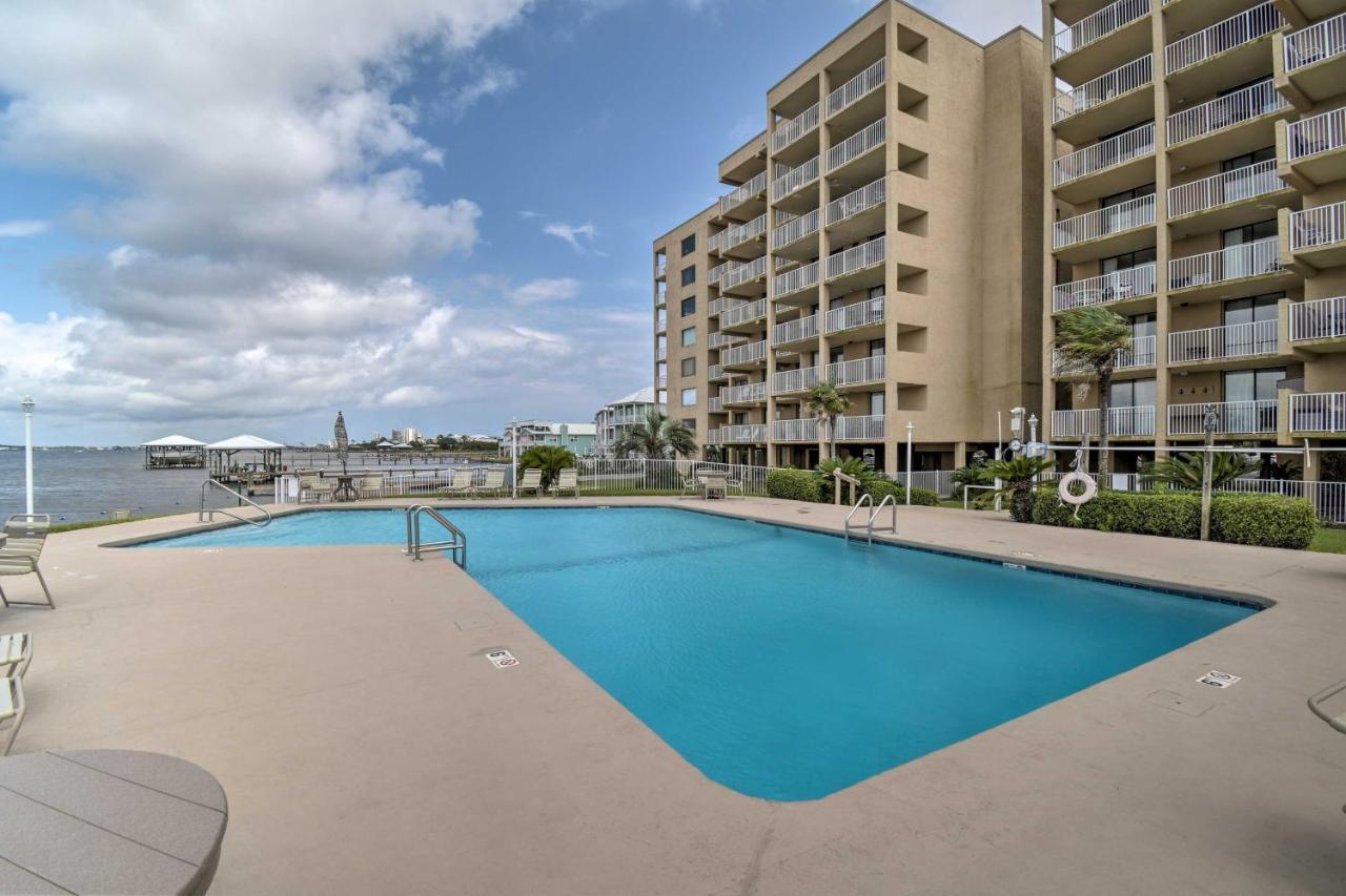 Waterfront With Patio, Pier And Pool Gulf Shores