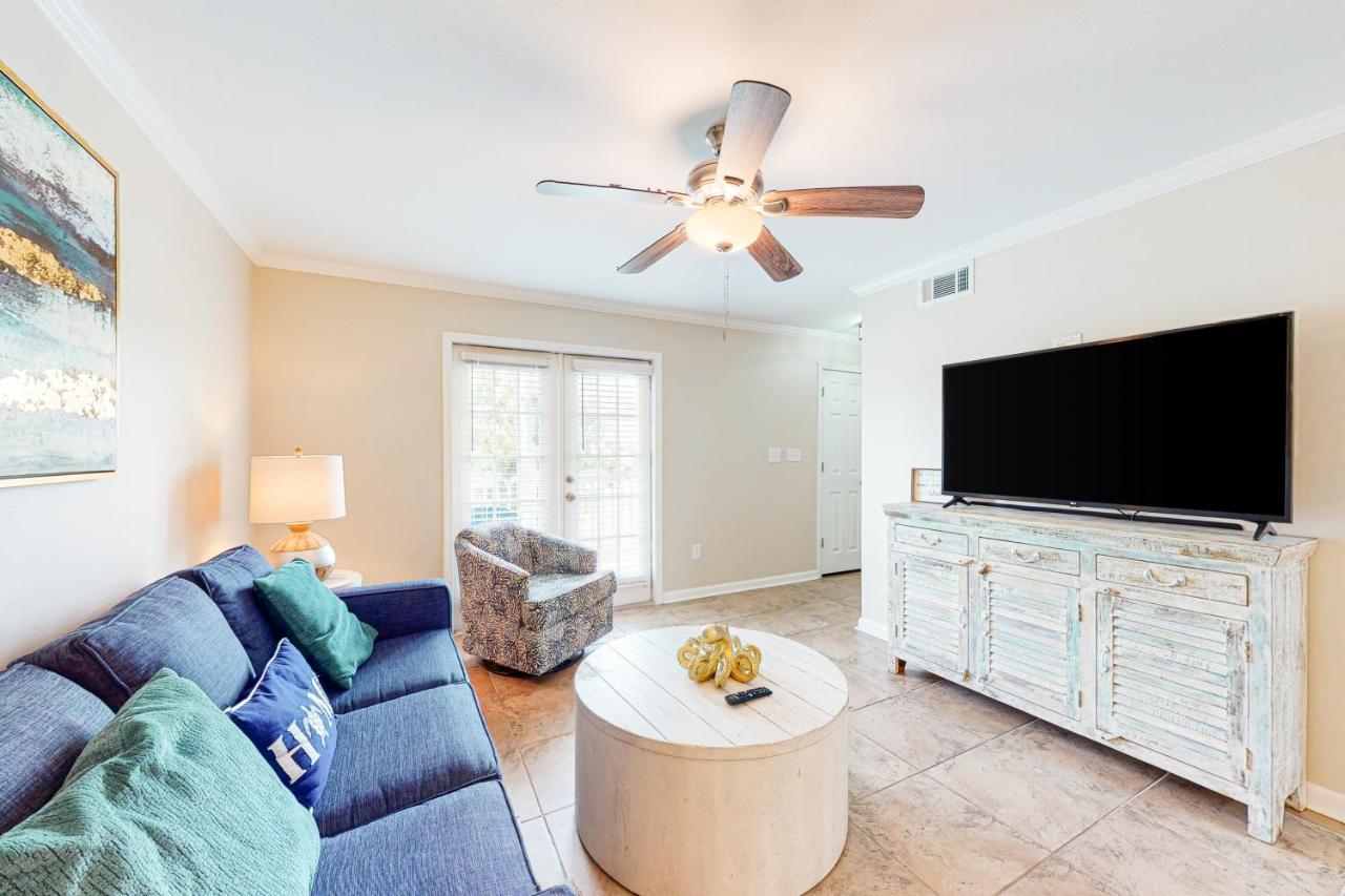 Colony Club T2 Apartment
