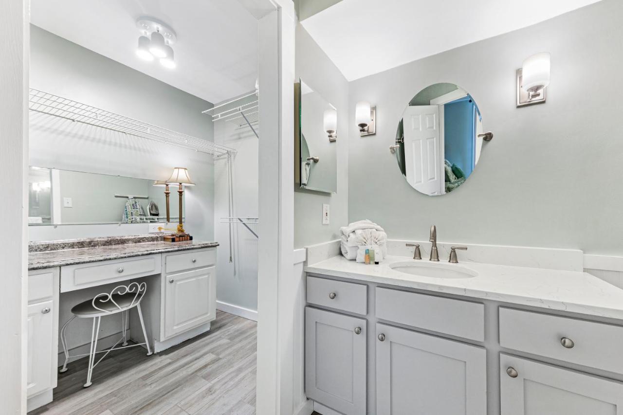 Compass Point 310