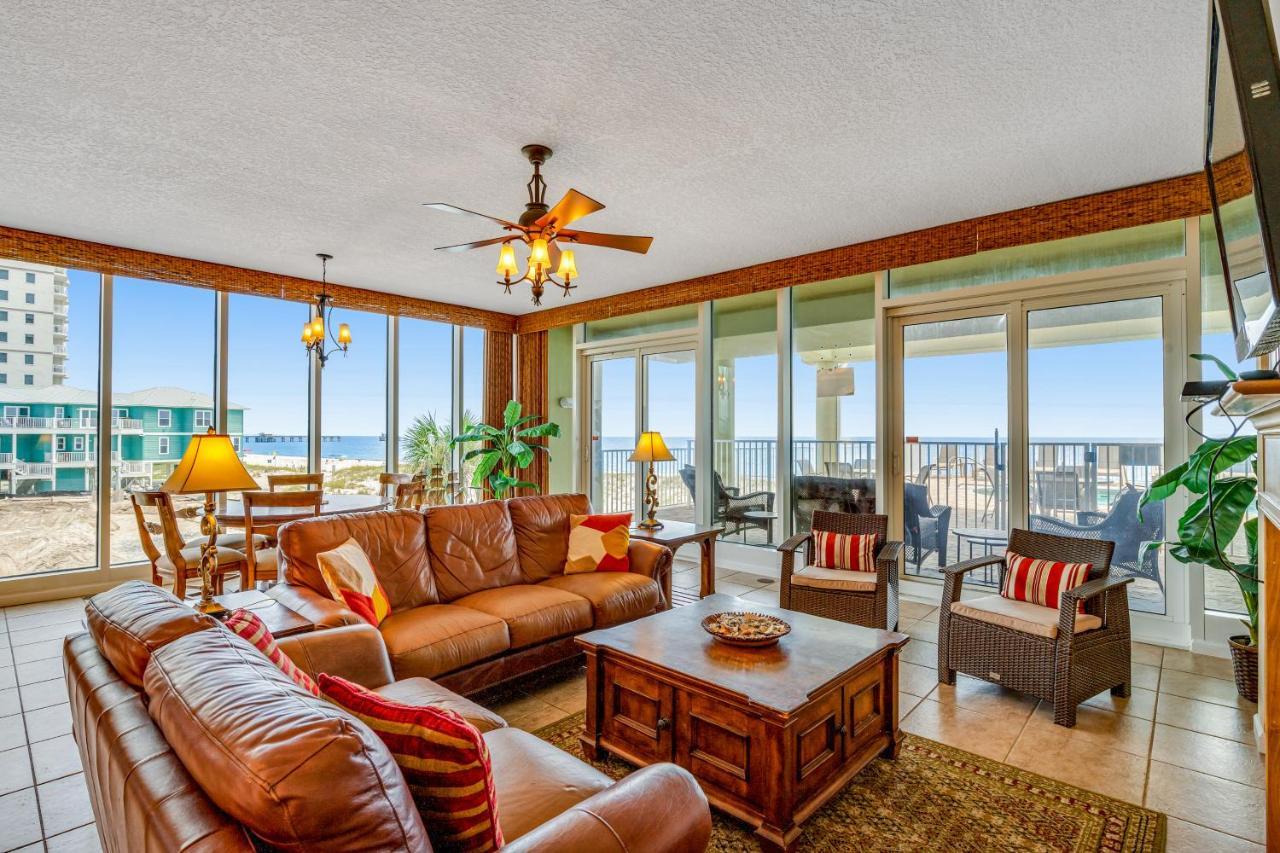 The Colonnades Iv Apartment *