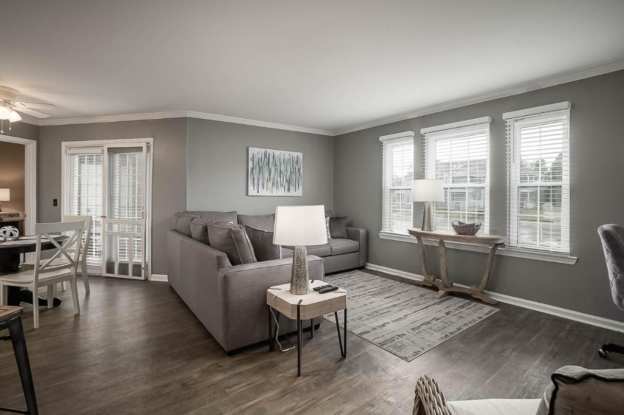 The Colony Club At Drakes Landing F2 Apartment