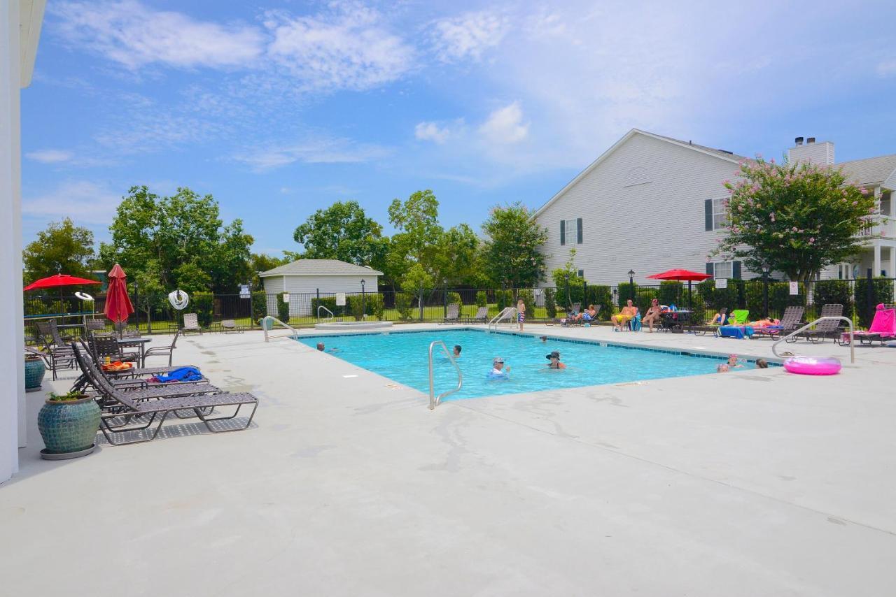 The Colony Club At Drakes Landing F2
