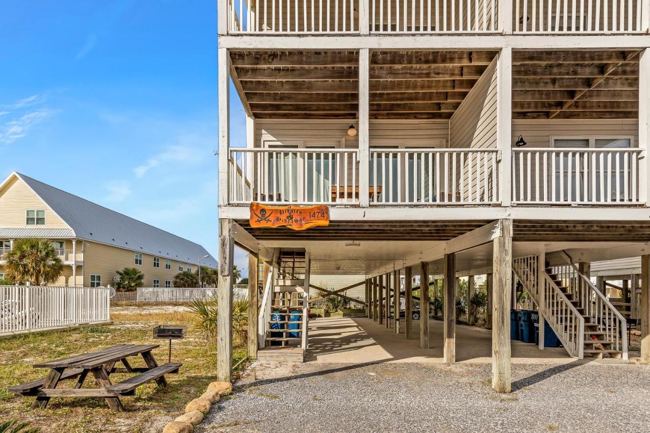 Pirate's Hideaway Apartment
