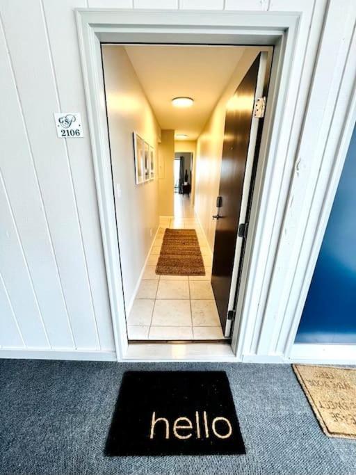 Apartment Beachfront Stylish - Stunning Views! *