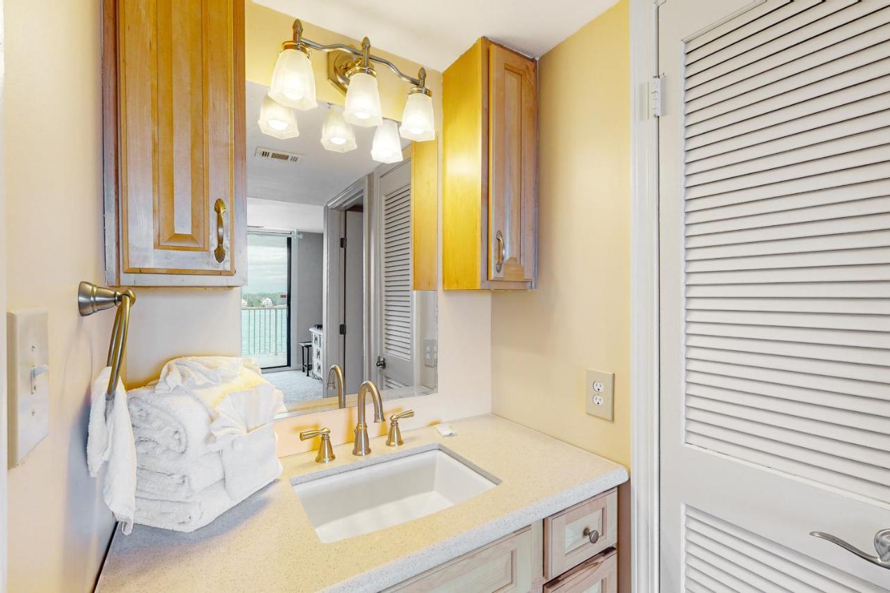 Compass Point * Gulf Shores