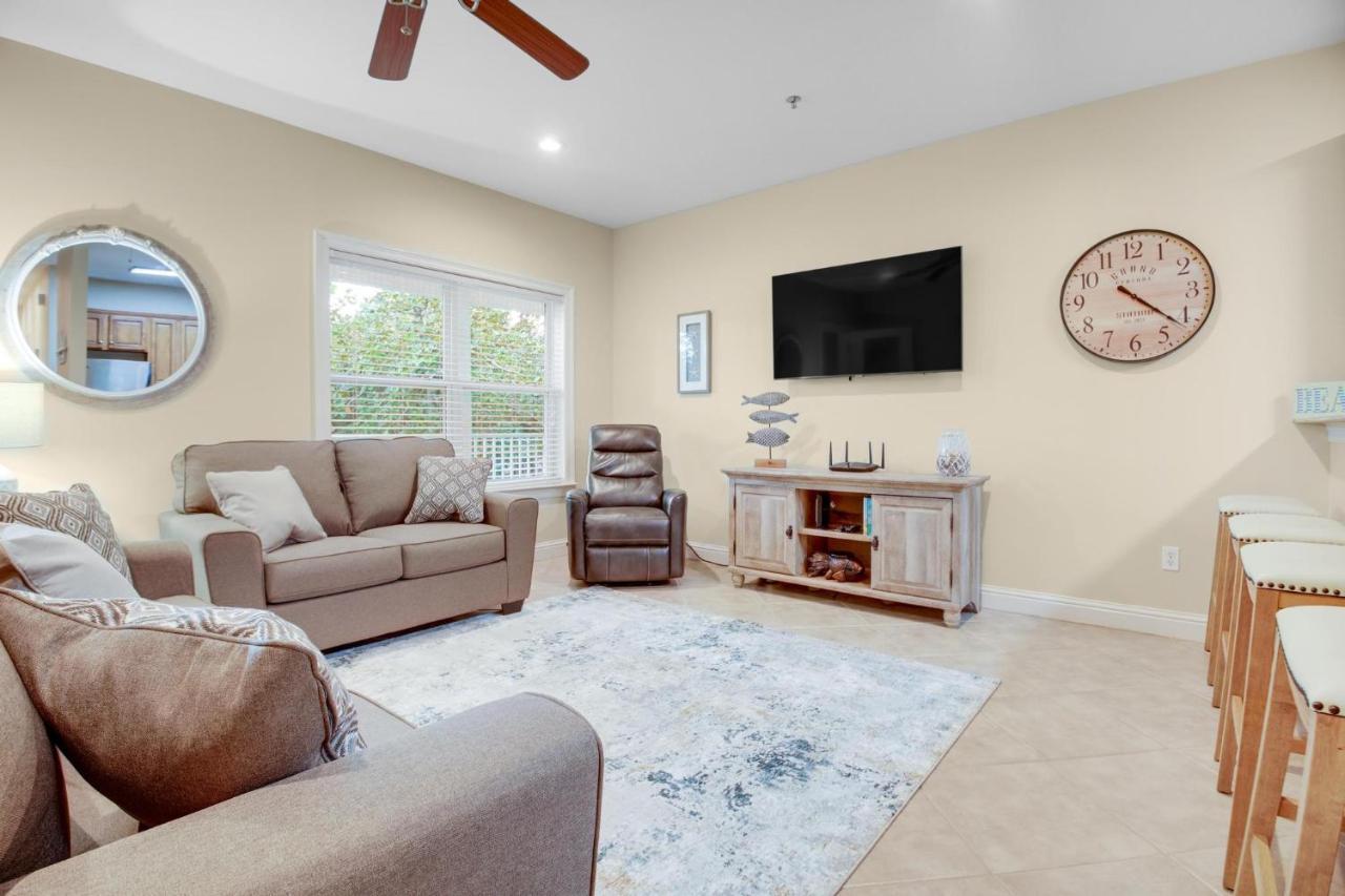 Laguna Breeze Unit C Apartment Gulf Shores