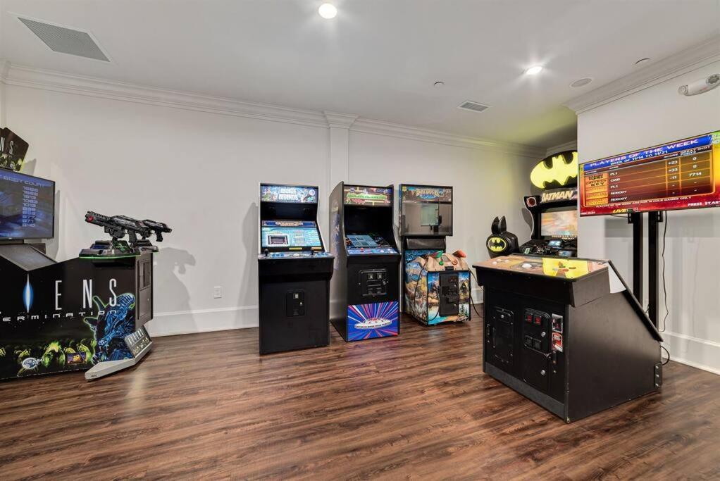 Club - Catalina 902-1 Bed 2bath Apartment
