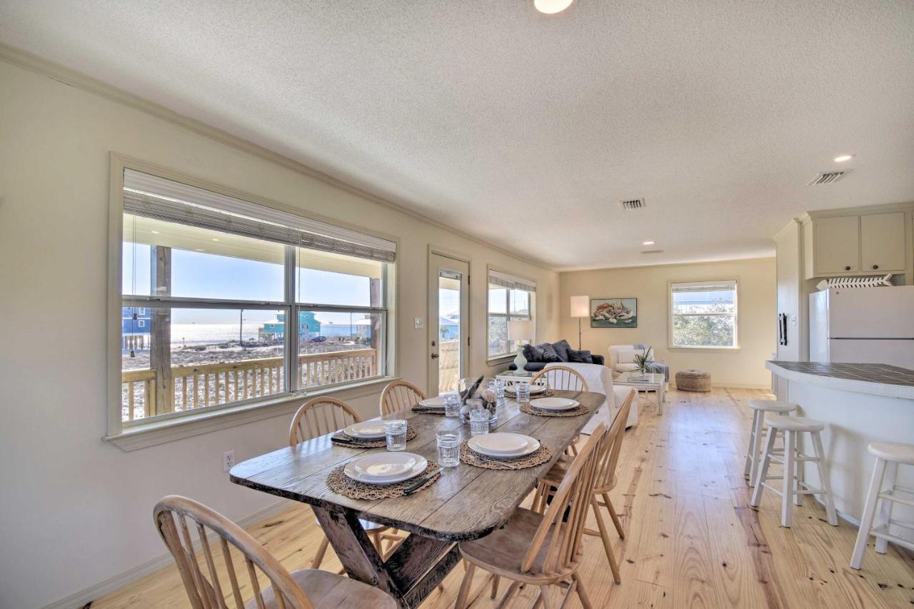 With Large Porch - Walk To Holiday home *