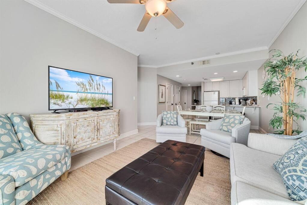 Lighthouse Unit 1012 - Luxury Beachfront
